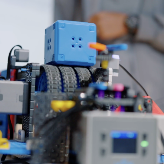 futurum-academy-vex-robot-sensor-module academy
